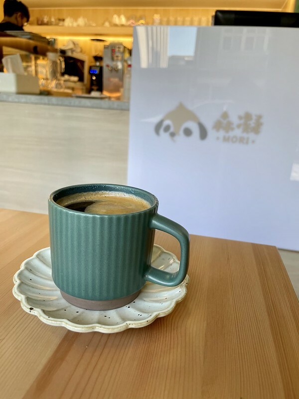 【台灣，桃園市，中壢區】莒光公園旁的森林系咖啡館/甜點店~森凝 MORI 甜點輕食。(中壢咖啡館/中壢甜點店）