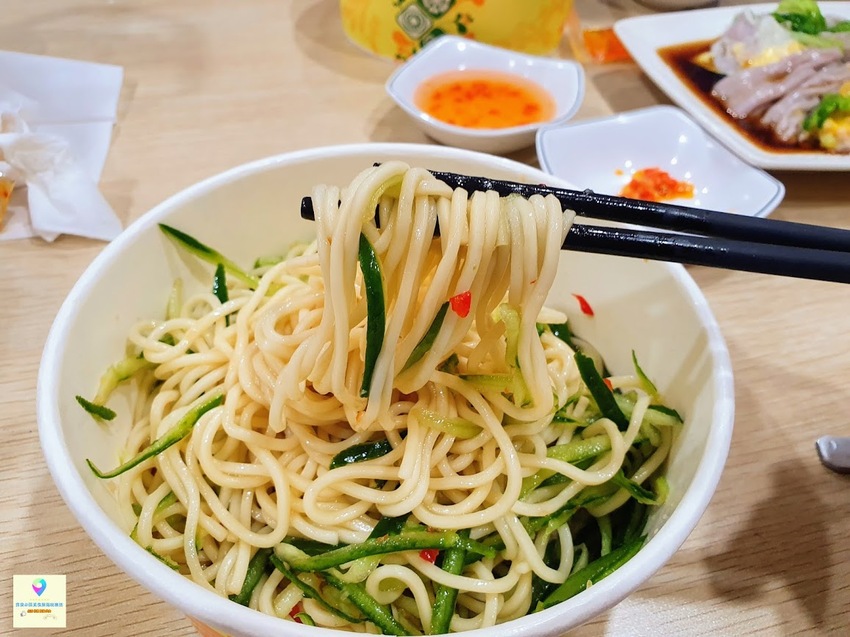 [食]宜蘭 羅東 平價五星美味 黑米加再來米 口感獨特腸粉 禾香石磨腸粉