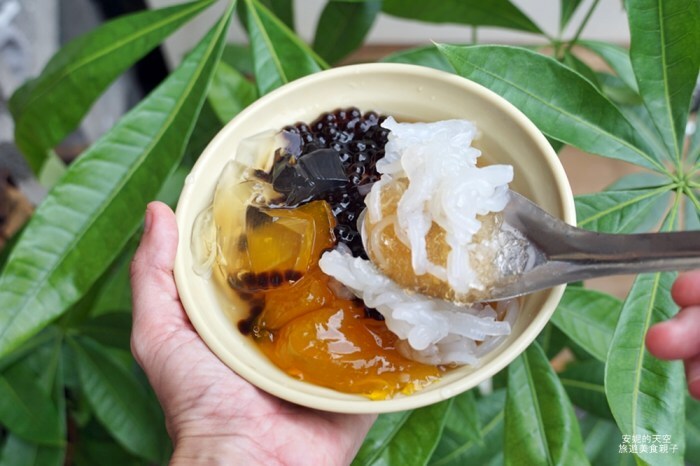 [ 新莊必吃 韓雞雞•江原道-宗음식《含吃一隻雞》]韓國道地鍋物　巨無霸5.5斤蛤蠣鍋　獨家夢幻裱花蛋糕預約專屬贈送 - 安妮的天空