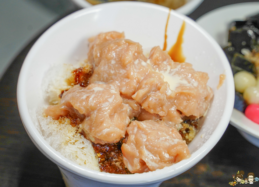 高雄美食剉冰必訪 Q陳古早味黑砂糖剉冰（秘製布丁專售店），濃稠黑糖+奶香手工布丁+綿密剉冰=夏日必吃消暑聖品 - 跟著尼力吃喝玩樂＆親子生活