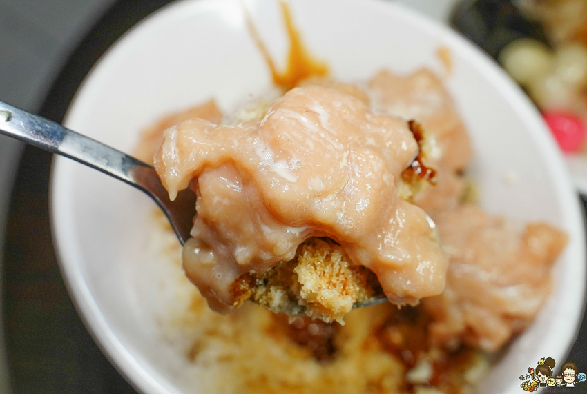 高雄美食剉冰必訪 Q陳古早味黑砂糖剉冰（秘製布丁專售店），濃稠黑糖+奶香手工布丁+綿密剉冰=夏日必吃消暑聖品 - 跟著尼力吃喝玩樂＆親子生活