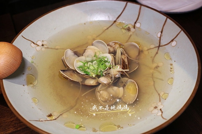 新葉日本料理健康店,博人綜合醫院美食,佳德鳳梨酥,台北包廂居酒屋,台北日本料理包廂,松山區包廂,日式居酒屋包廂,南京三民包廂,六夜祭菜單