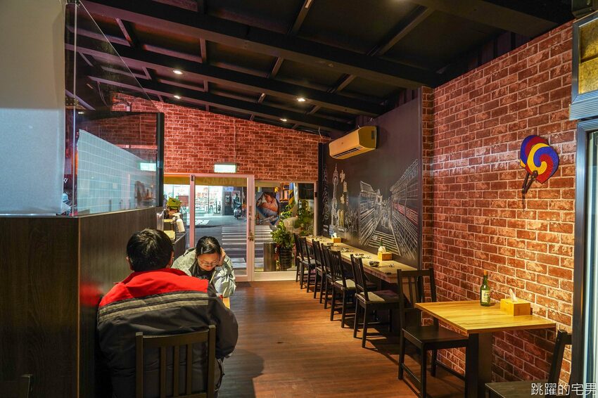 花蓮韓式炸雞-咖雞嘛韓國蓬車 必點韓式蔥炸雞 韓國魚板 醃蘿蔔好吃到立刻外帶 口味多樣雙拼還有優惠 假日開到凌晨1點