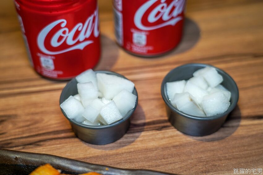 花蓮韓式炸雞-咖雞嘛韓國蓬車 必點韓式蔥炸雞 韓國魚板 醃蘿蔔好吃到立刻外帶 口味多樣雙拼還有優惠 假日開到凌晨1點