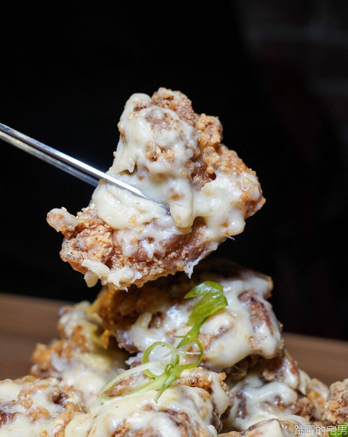 花蓮韓式炸雞-咖雞嘛韓國蓬車 必點韓式蔥炸雞 韓國魚板 醃蘿蔔好吃到立刻外帶 口味多樣雙拼還有優惠 假日開到凌晨1點