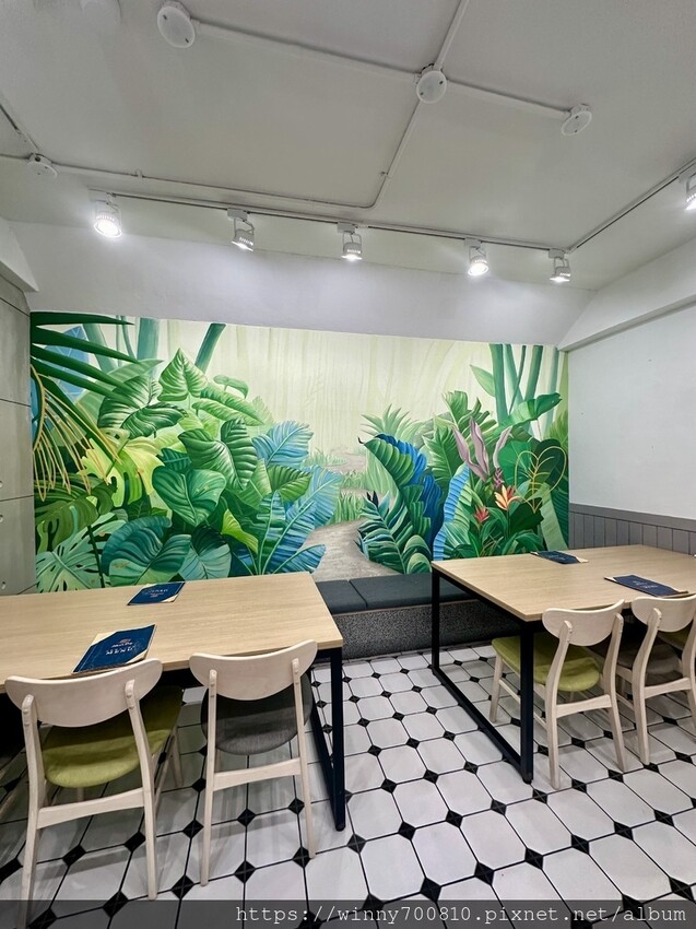 台北市內湖區台北/內湖 【Moonday沐對義式小廚房】免低消只為了讓顧客能舒適度過每個時光~特製白醬燉飯散發濃郁奶香，讓