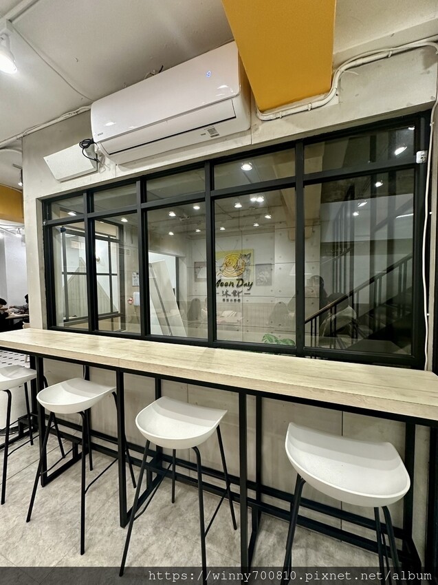 台北市內湖區台北/內湖 【Moonday沐對義式小廚房】免低消只為了讓顧客能舒適度過每個時光~特製白醬燉飯散發濃郁奶香，讓