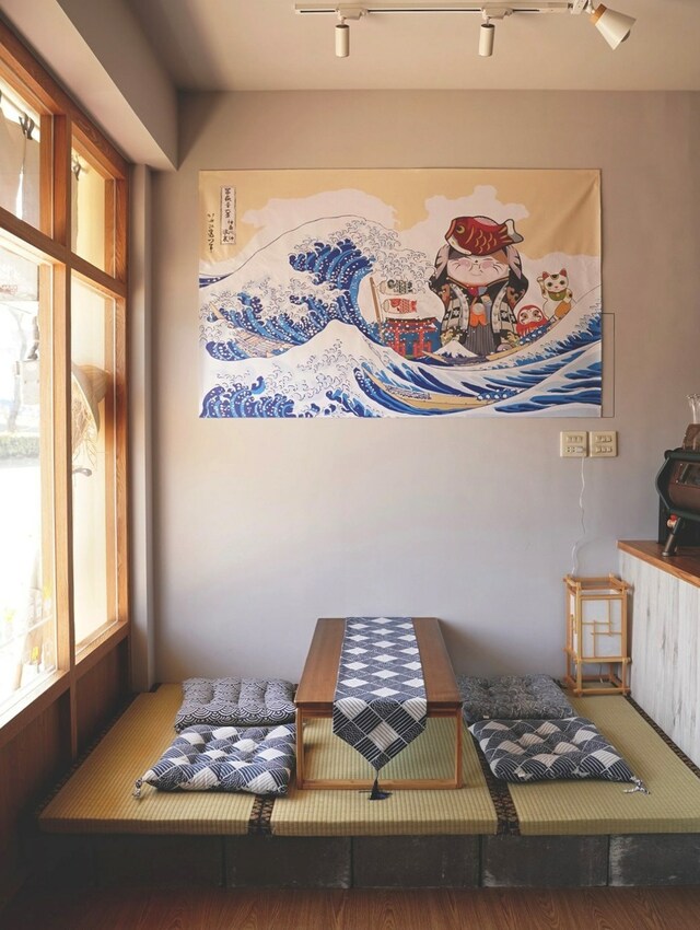 【苗栗咖啡廳】頭份自強路上新開幕『日3咖啡焙煎所』,日式風格環境,甜點以日式上生和菓子為主,還有順口好喝的百元咖啡拿鐵! - 阿華田的美食日記