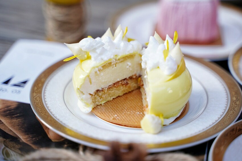 【Gelovery Gift 蒟若妮頂級法式甜點店】彷彿在法國街頭上的甜點店！主廚擁有法國藍帶，還待過米其林三星餐廳，就連食尚玩家都來採訪過！ - 阿華田的美食日記