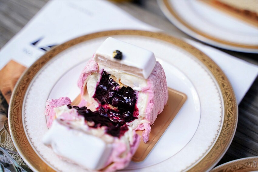 【Gelovery Gift 蒟若妮頂級法式甜點店】彷彿在法國街頭上的甜點店！主廚擁有法國藍帶，還待過米其林三星餐廳，就連食尚玩家都來採訪過！ - 阿華田的美食日記