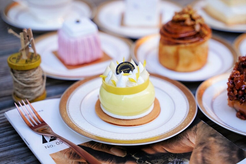 【Gelovery Gift 蒟若妮頂級法式甜點店】彷彿在法國街頭上的甜點店！主廚擁有法國藍帶，還待過米其林三星餐廳，就連食尚玩家都來採訪過！ - 阿華田的美食日記