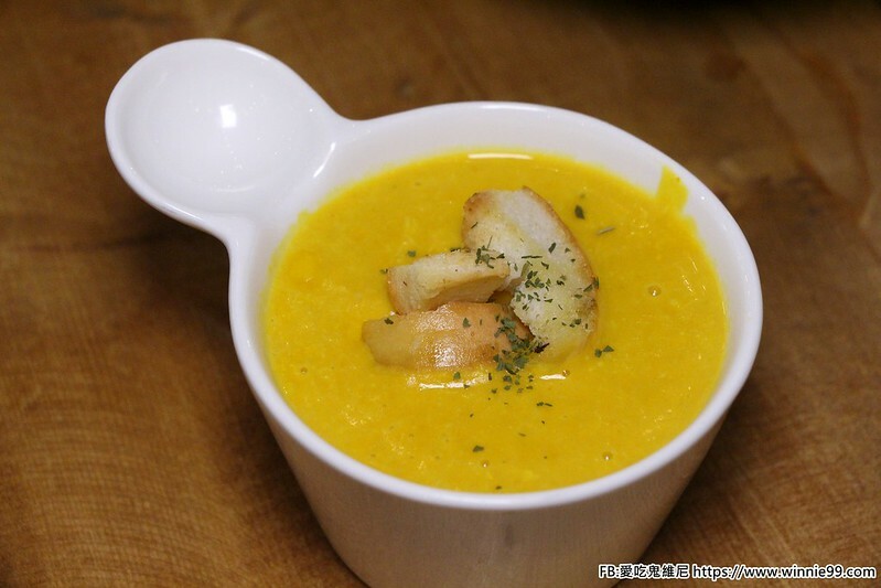 The BBQ House 牛排館也插旗台南美食之都了! 台南唯一一間,牛排、羊排、松阪豬、魚等全部都是現點現切秤重的,可以滿足各種食量的朋友!