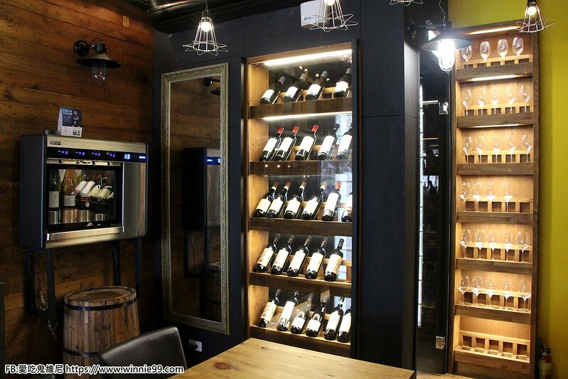 The BBQ House 牛排館也插旗台南美食之都了! 台南唯一一間,牛排、羊排、松阪豬、魚等全部都是現點現切秤重的,可以滿足各種食量的朋友!