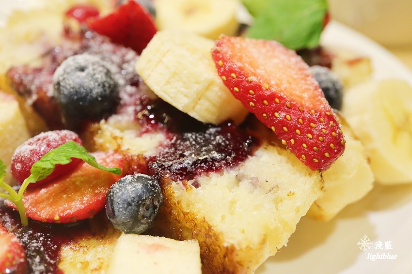 [ 市府站信義區新光三越美食 ] 淺藍 × Ivorish～台中三井outlet日本甜點到A11甜蜜慢閃，還有超強聯名新餐點