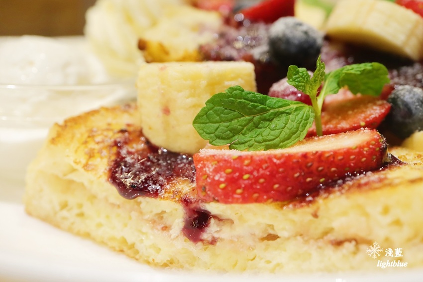 [ 市府站信義區新光三越美食 ] 淺藍 × Ivorish～台中三井outlet日本甜點到A11甜蜜慢閃，還有超強聯名新餐點