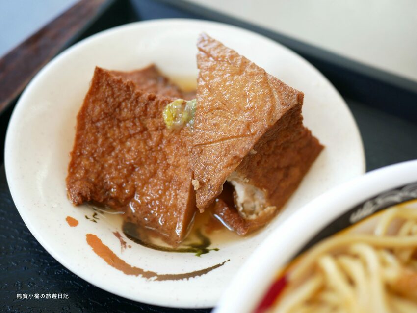 【台中南區美食】建成路賴15炒麵,24小時古早味小吃店,控肉飯便當、乾麵、豬腳飯、水餃通通都有!內文附詳細菜單價位介紹。 @熊寶小榆の旅遊日記