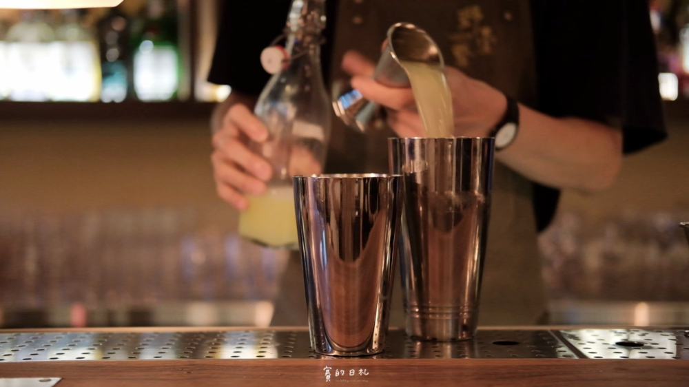 台南北區酒吧 MOONROCK 賽的日札 _0023.png 台南北區酒吧 MOONROCK 賽的日札 _0023.png