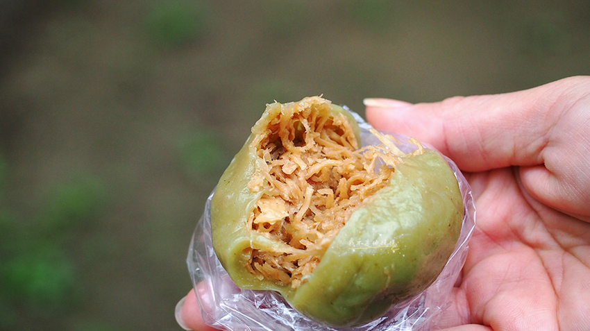 滋養和菓子,草莓紅豆,好市多草莓大福,草莓大福推薦,金桃家草莓大福,遼寧夜市必吃,平價草莓大福,いちご大福,たいふく,現做草莓大福,四平街美食