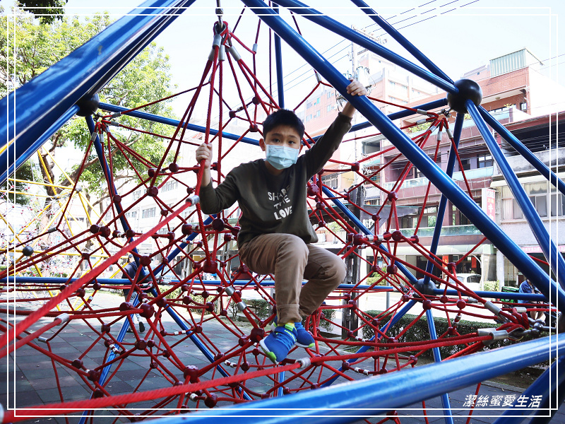 同安親子公園-桃園/沙坑海盜船攀爬網~藝文特區親子特色公園 - 潔絲蜜愛生活