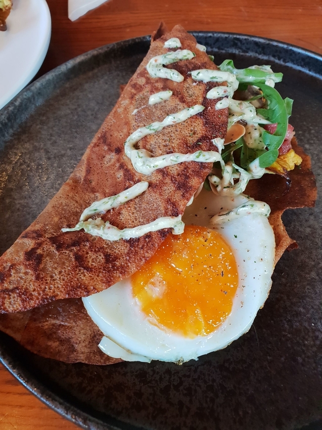 241337.jpg - 【屏東.恆春】迷路為了看花緩民宿。可觀看到超美夕陽。有店狗哈士奇一隻。下午茶有提供咖啡飲品免費暢喝