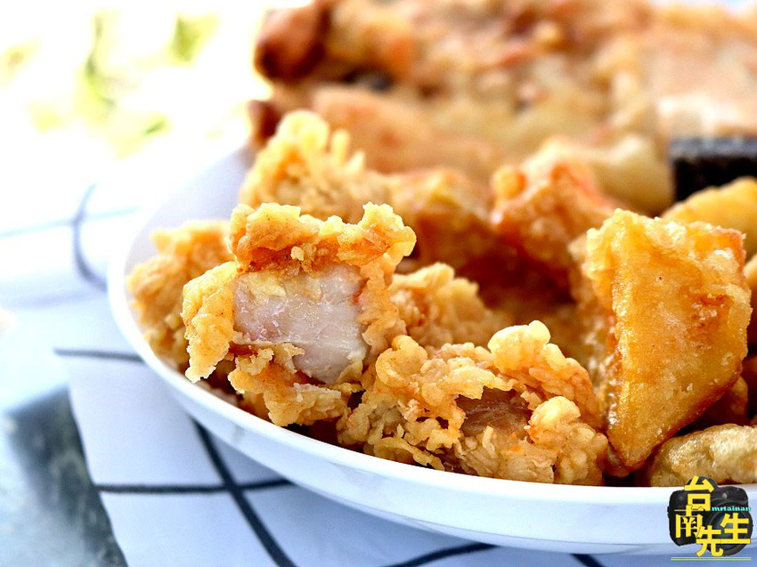 台南美式炸雞／嚴選食材獨家醃料現點現炸／中西合併一次滿足／公司行號下午茶首選／價格親民份量實在CP值高