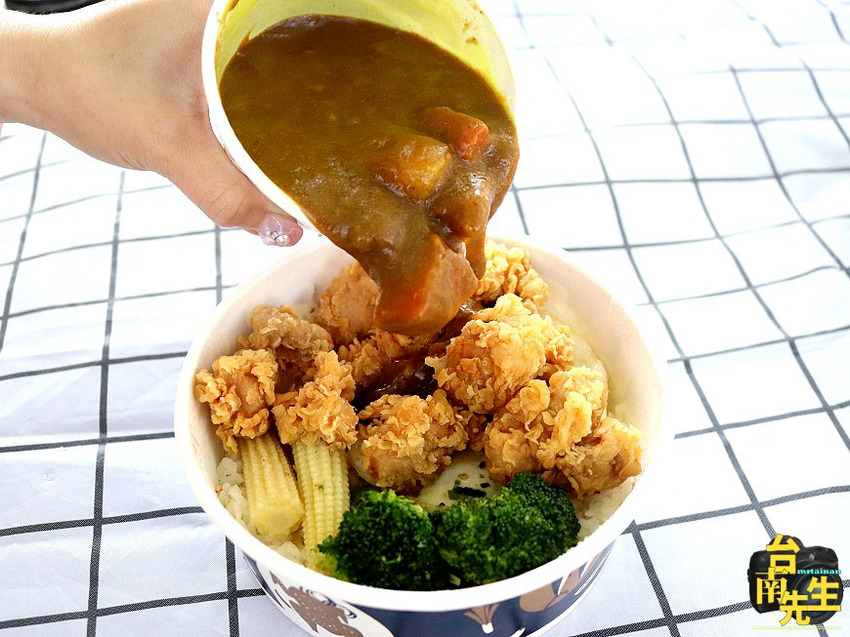 台南美式炸雞／嚴選食材獨家醃料現點現炸／中西合併一次滿足／公司行號下午茶首選／價格親民份量實在CP值高