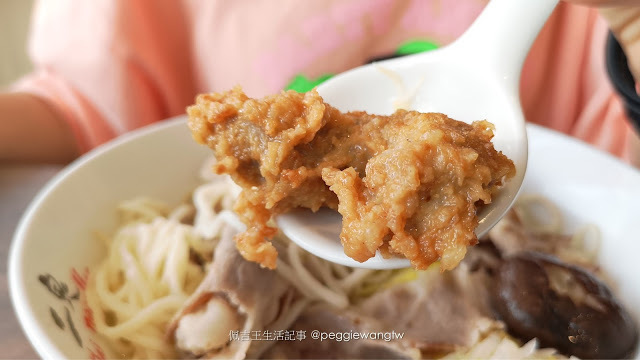 台南美食︱安平區最美麵店『二鬼麵舖』：23款牛肉麵、拉麵 四種濃郁湯頭不能錯過 IG打卡新景點