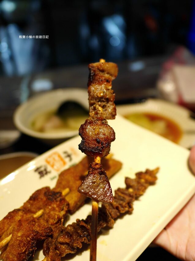 【新竹竹北美食】就醬子烤吧竹北店,竹北消夜新選擇!炸物、烤物、熱炒通通有,懷舊風台式居酒屋,內文附詳細菜單介紹。 @熊寶小榆の旅遊日記