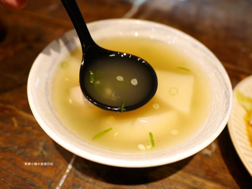 【新竹竹北美食】就醬子烤吧竹北店,竹北消夜新選擇!炸物、烤物、熱炒通通有,懷舊風台式居酒屋,內文附詳細菜單介紹。 @熊寶小榆の旅遊日記