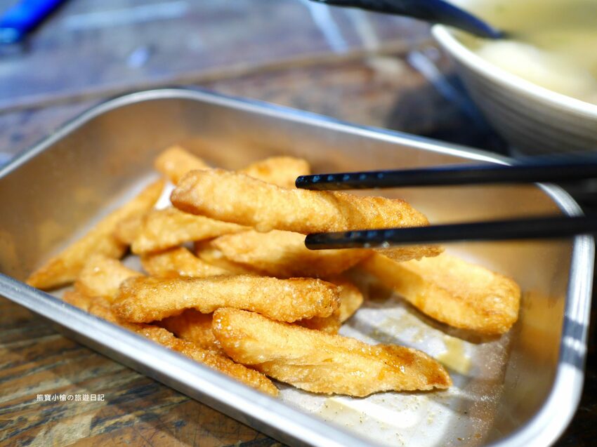 【新竹竹北美食】就醬子烤吧竹北店,竹北消夜新選擇!炸物、烤物、熱炒通通有,懷舊風台式居酒屋,內文附詳細菜單介紹。 @熊寶小榆の旅遊日記