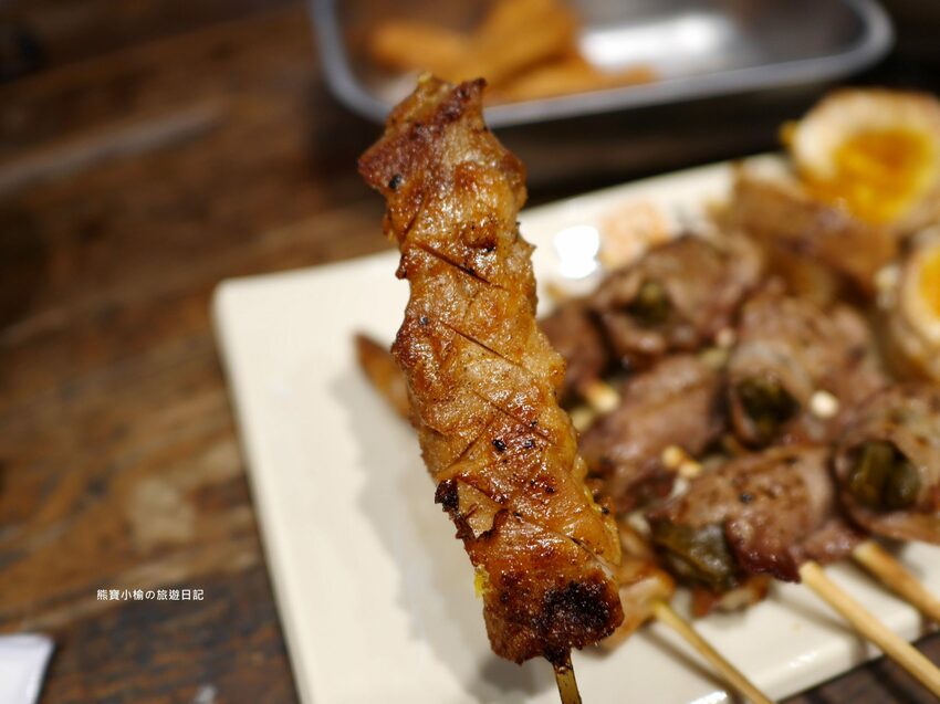 【新竹竹北美食】就醬子烤吧竹北店,竹北消夜新選擇!炸物、烤物、熱炒通通有,懷舊風台式居酒屋,內文附詳細菜單介紹。 @熊寶小榆の旅遊日記