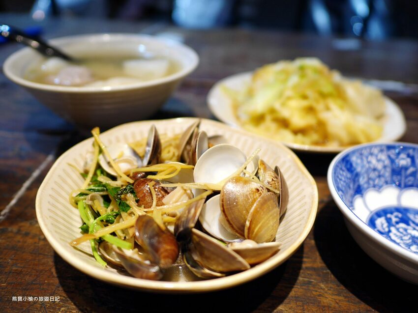 【新竹竹北美食】就醬子烤吧竹北店,竹北消夜新選擇!炸物、烤物、熱炒通通有,懷舊風台式居酒屋,內文附詳細菜單介紹。 @熊寶小榆の旅遊日記