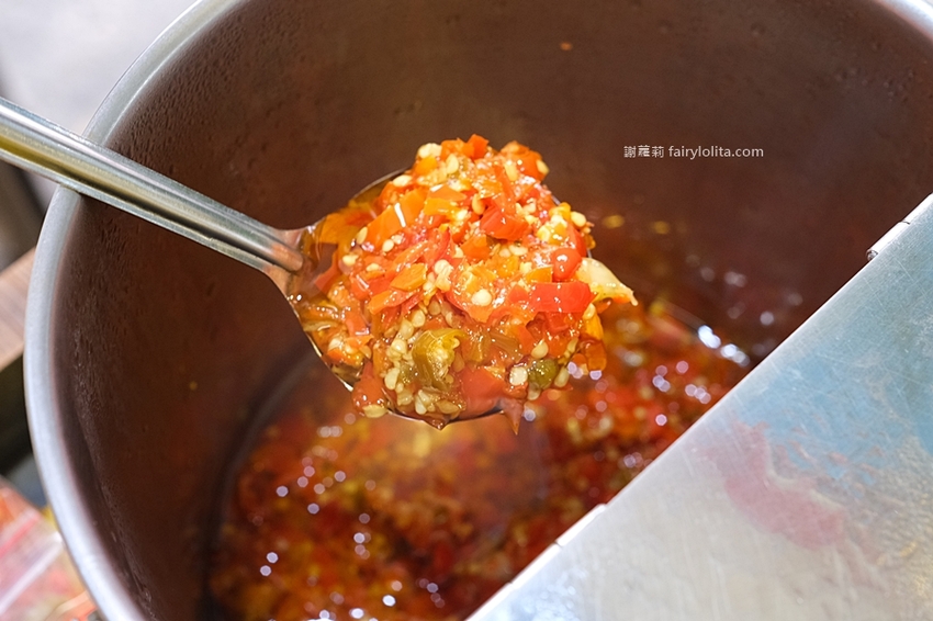 只有在地人才知道的超級隱藏版，近30年古早味滷味老店，最便宜只要10塊錢！