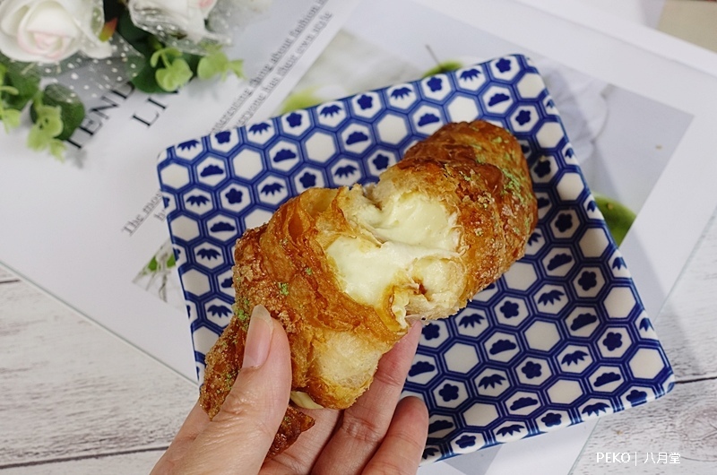 八月堂.八月堂可頌.八月堂台北.八月堂推薦.八月堂分店.千層可頌卷.信義區美食.台北可頌.爆餡可頌.花可頌. 八月堂.八月堂可頌.八月堂台北.八月堂推薦.八月堂分店.千層可頌卷.信義區美食.台北可頌.爆餡可頌.花可頌.