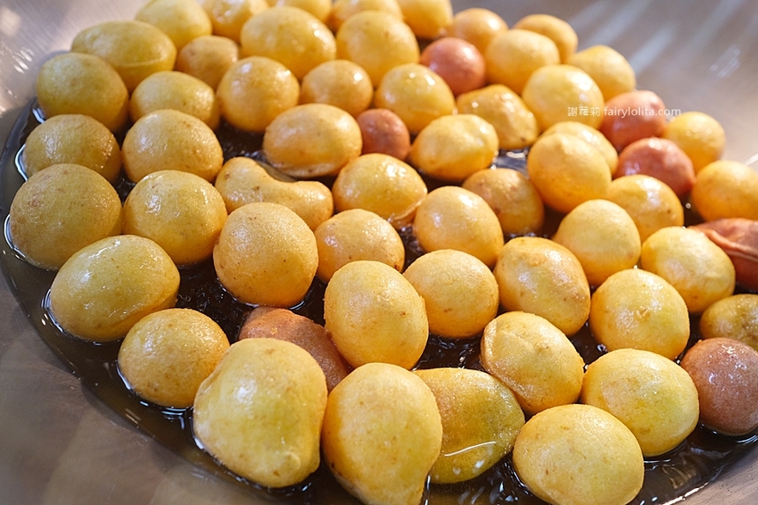 必吃巨型地瓜球出沒！一顆抵二顆，整袋塞滿滿只要銅板價！