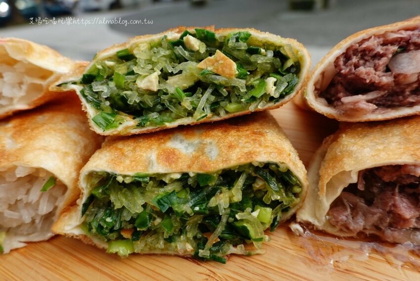 〖正林記韭菜盒〗低調餐車一天只賣4小時!假日還不營業.皮超薄肉餡會爆汁.冷凍一定要提前預訂 - 艾瑪▪ 享受吃喝玩樂札記