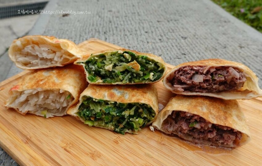 〖正林記韭菜盒〗低調餐車一天只賣4小時!假日還不營業.皮超薄肉餡會爆汁.冷凍一定要提前預訂 - 艾瑪▪ 享受吃喝玩樂札記