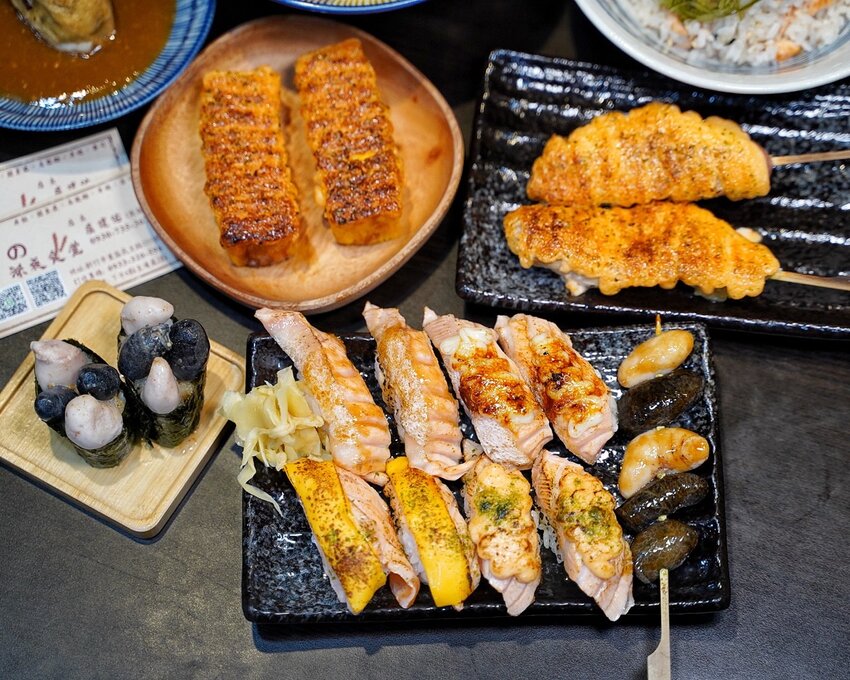 新竹巨城周邊晚餐、宵夜新選擇『馬的深夜食堂』，上百種料理選擇，營業至凌晨兩點！來一份炙燒握壽司系列或是來一碗暖心又暖胃的關東煮吧！ - 阿華田的美食日記