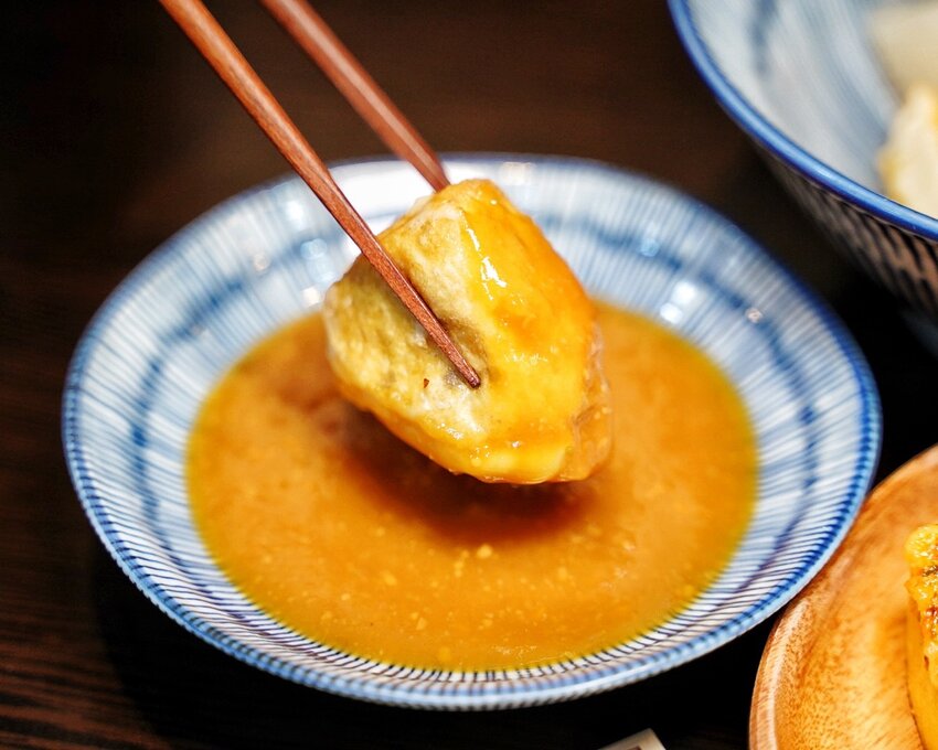 新竹巨城周邊晚餐、宵夜新選擇『馬的深夜食堂』，上百種料理選擇，營業至凌晨兩點！來一份炙燒握壽司系列或是來一碗暖心又暖胃的關東煮吧！ - 阿華田的美食日記