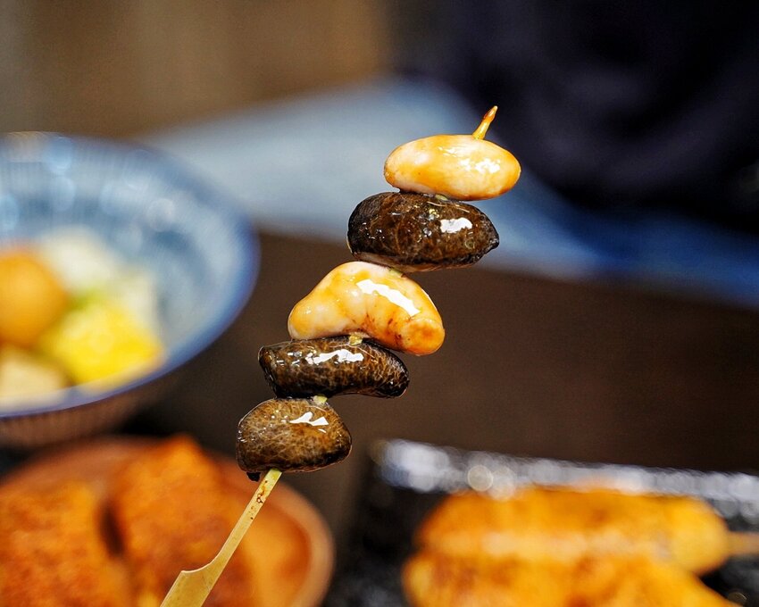 新竹巨城周邊晚餐、宵夜新選擇『馬的深夜食堂』，上百種料理選擇，營業至凌晨兩點！來一份炙燒握壽司系列或是來一碗暖心又暖胃的關東煮吧！ - 阿華田的美食日記