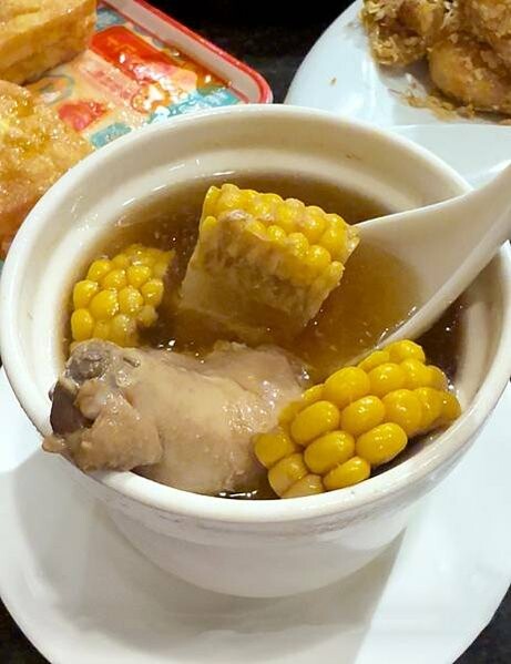 「板橋美食」新北港式餐點,網友激推「龍囍茶檔」真香港師傅手路