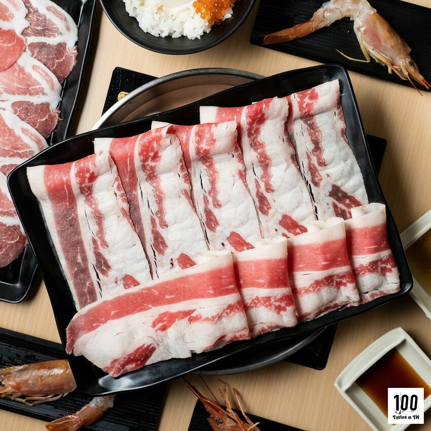 【台中北屯美食】菁饌涮涮鍋|爆料系鍋物!巨量雞佛、蛤蜊、干貝給好給滿,海陸饗宴雙滿足! | 別墅裡的 100 種味道