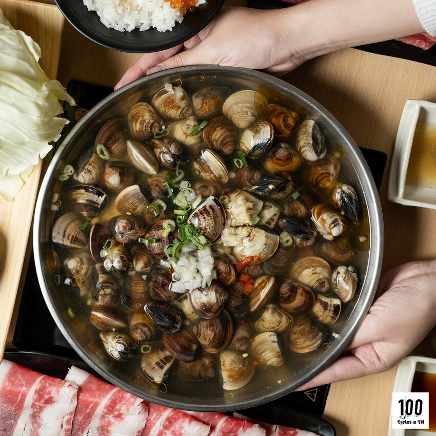 【台中北屯美食】菁饌涮涮鍋|爆料系鍋物!巨量雞佛、蛤蜊、干貝給好給滿,海陸饗宴雙滿足! | 別墅裡的 100 種味道