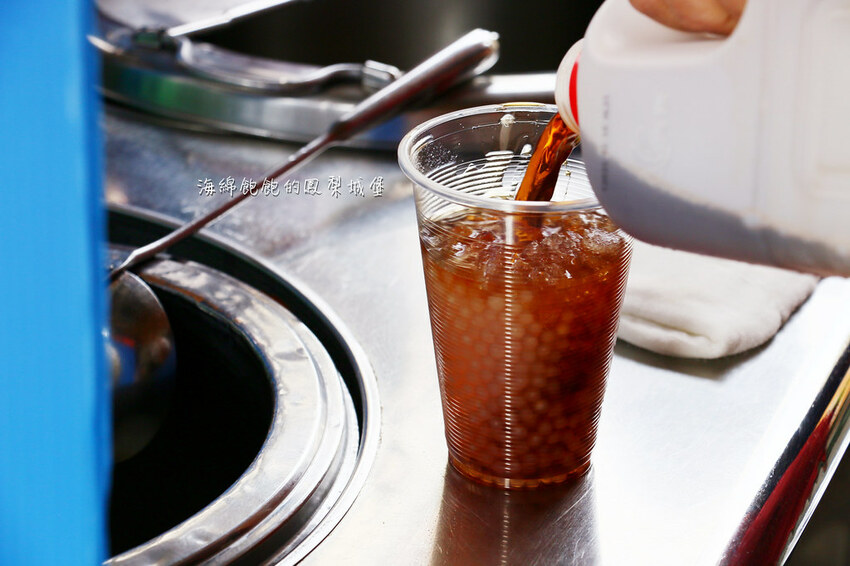 七堵粉圓冰|古早味粉圓冰一杯只要25元,加香蕉油超特別!菜單價位