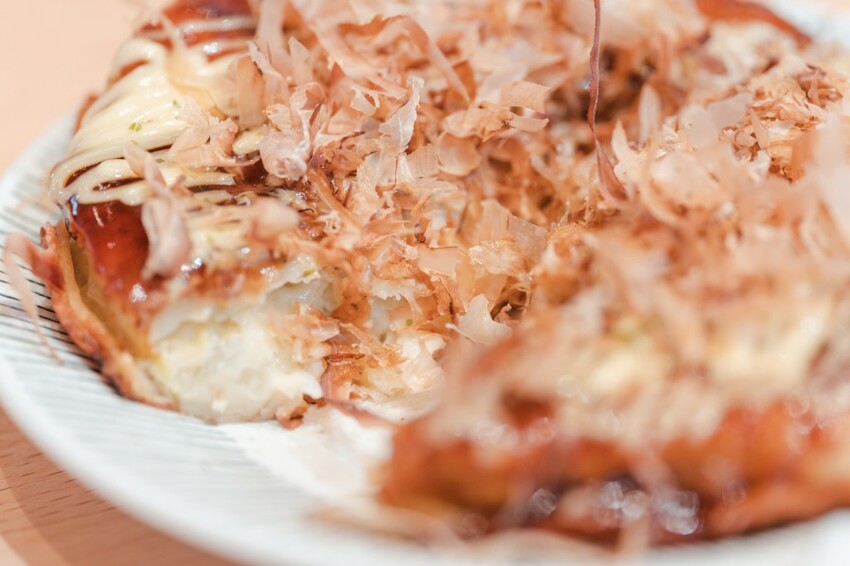 ▌台中美食 ▌嵐山熟成牛かつ專売｜超狂季節限定菜單又來了！全台最大巨無霸焦糖脆片大布丁、職人手作漢堡排，創意無極限！