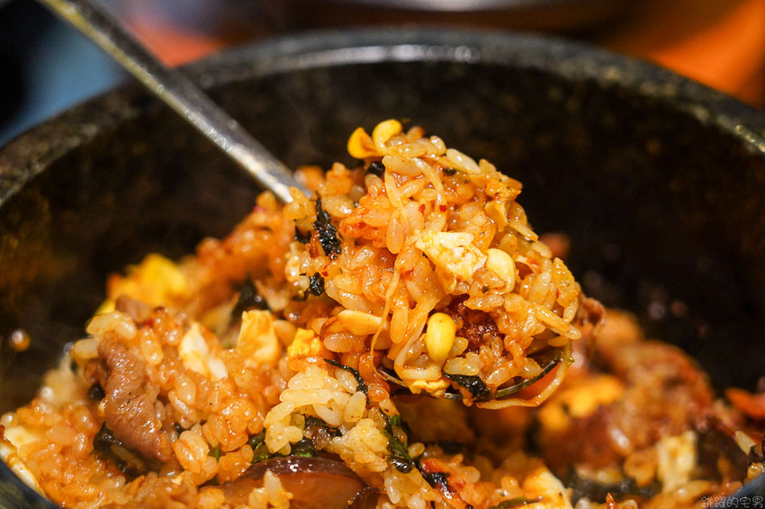 花蓮韓式料理新開店 延壽亭韓食提供代客烤肉，低溫熟成豬肉單點只要230元 韓式豆腐鍋跟石鍋拌飯180元起 還營業到凌晨1點 生意超好一定要訂位