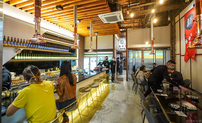 花蓮韓式料理新開店 延壽亭韓食提供代客烤肉，低溫熟成豬肉單點只要230元 韓式豆腐鍋跟石鍋拌飯180元起 還營業到凌晨1點 生意超好一定要訂位