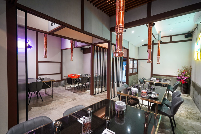 花蓮韓式料理新開店 延壽亭韓食提供代客烤肉，低溫熟成豬肉單點只要230元 韓式豆腐鍋跟石鍋拌飯180元起 還營業到凌晨1點 生意超好一定要訂位