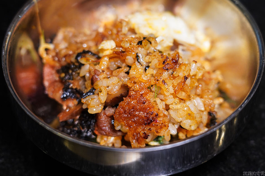 花蓮韓式料理新開店 延壽亭韓食提供代客烤肉，低溫熟成豬肉單點只要230元 韓式豆腐鍋跟石鍋拌飯180元起 還營業到凌晨1點 生意超好一定要訂位