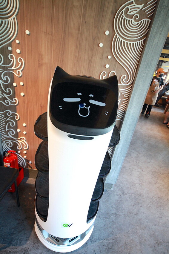 吃。台南美食|安平區。「肉次方 燒肉放題 台南府前店」台南最難訂到日式燒肉吃到飽,王品旗下肉次方南部唯